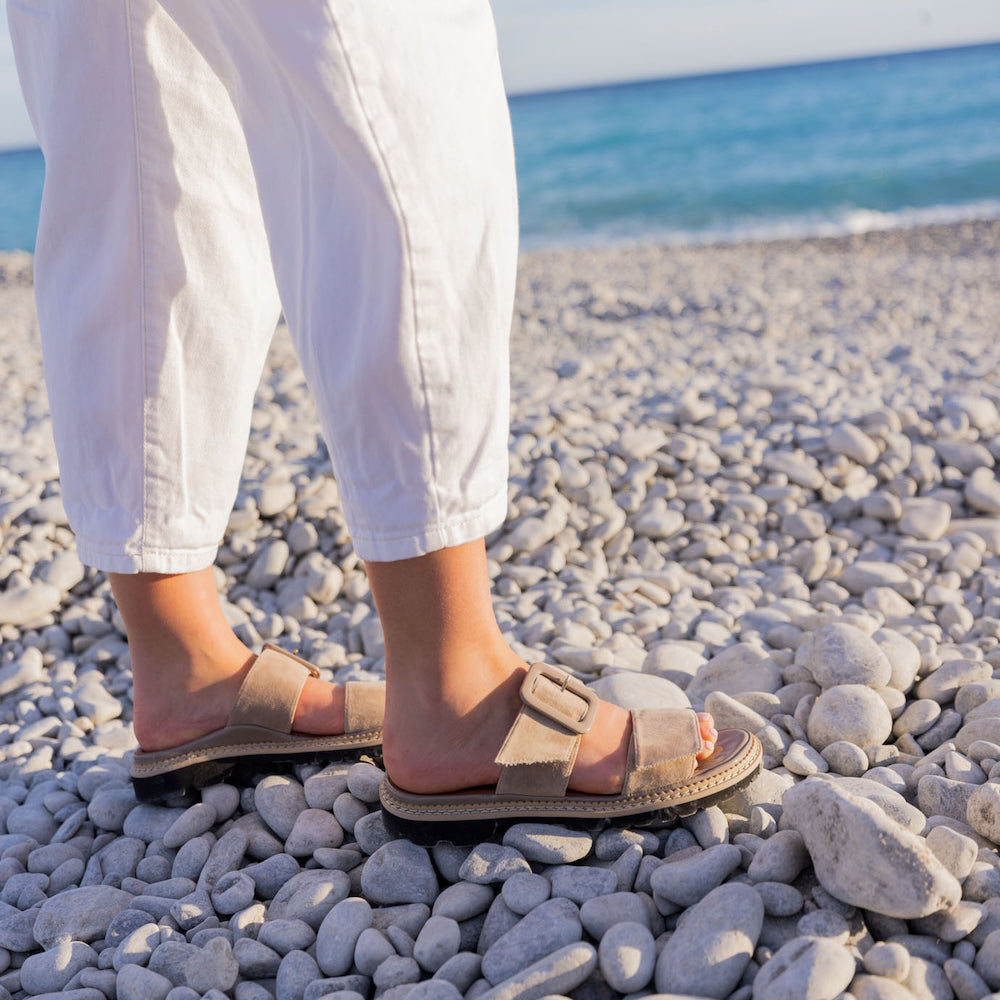 L'Amour Des Pieds Dalbir Womens Shoes