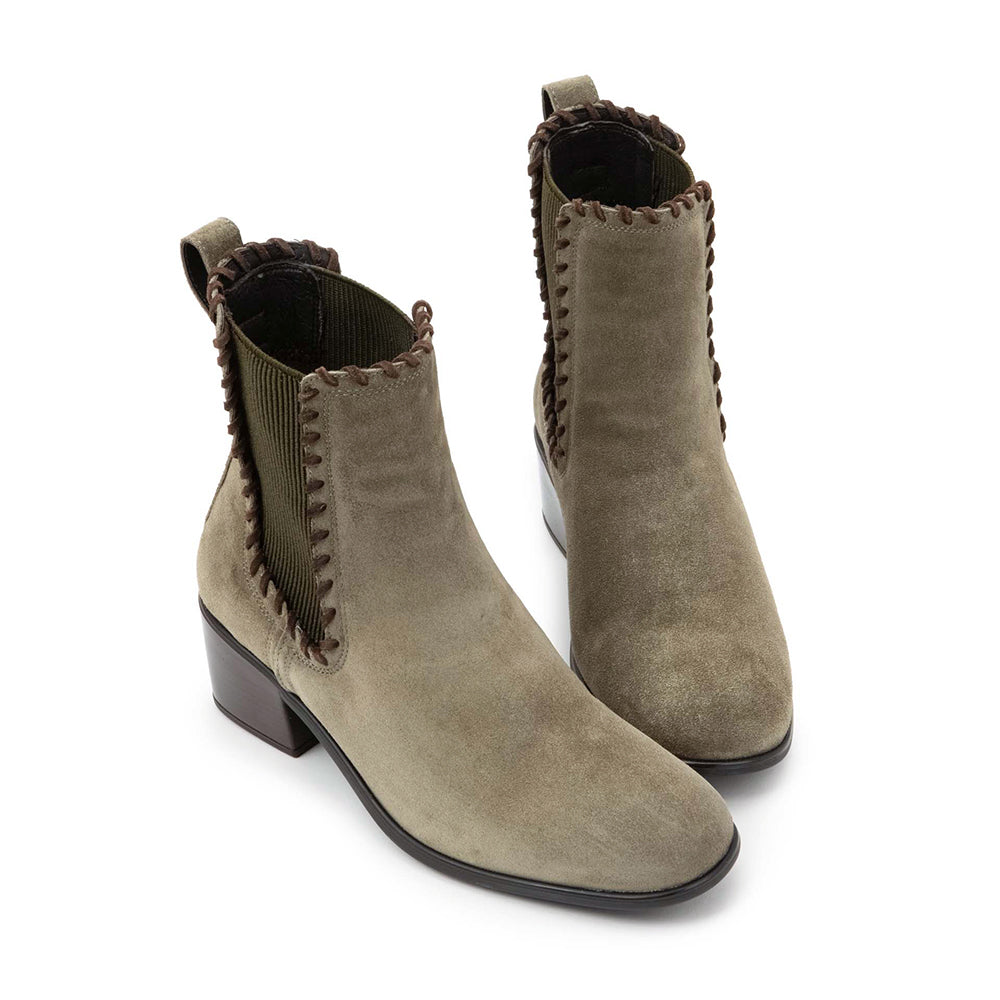 Naot Tradition Heeled Slip-On Chelsea Boot | Simons Shoes
