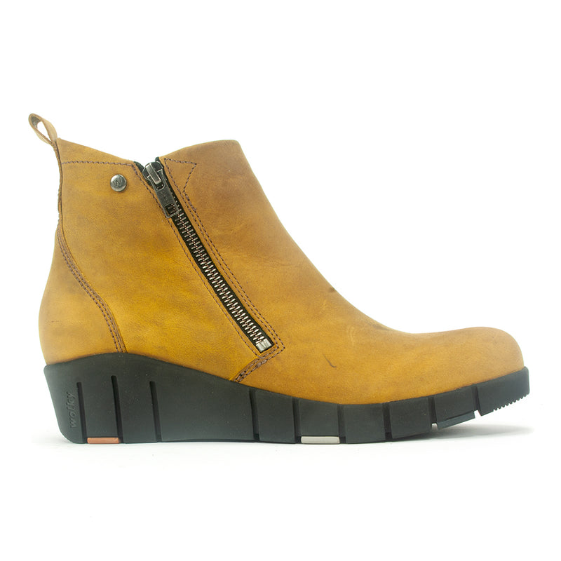 Wolky Phoenix Boot Womens Shoes 