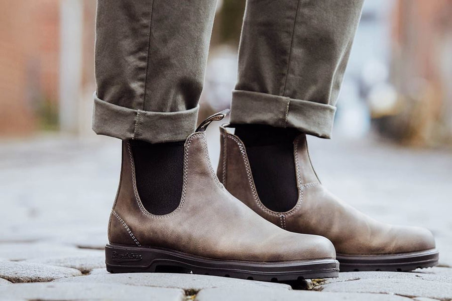 Blundstone Super 550 Series Chelsea Boot Black/Red Gore/Red Sole 6 M 