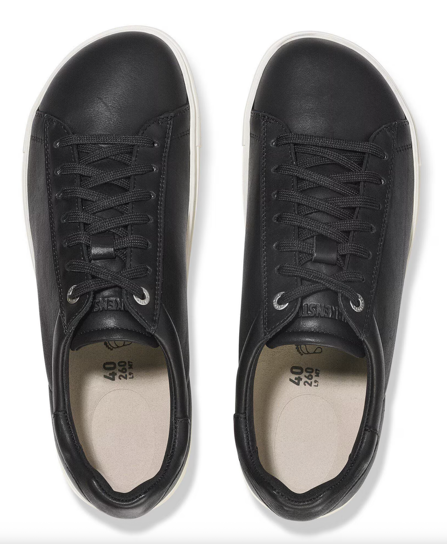 Bend sneaker at Simons Shoes