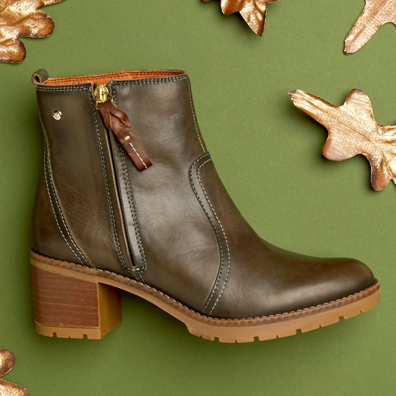 Pikolinos shoes and boots at simons shoes