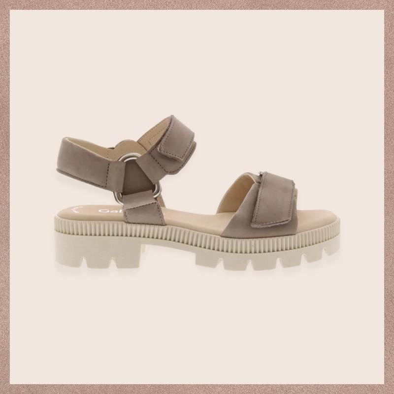 Gabor shoes and sandals at Simons Shoes
