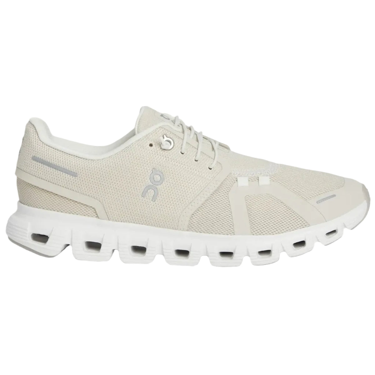 ON Running Cloud 6 Womens Womens Shoes Pearl/White