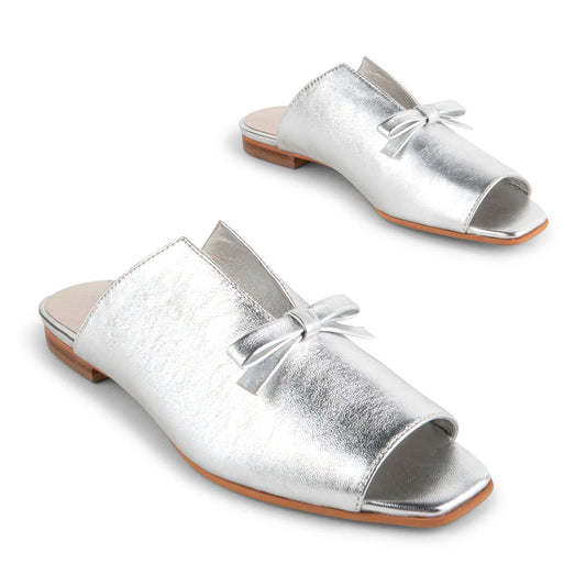 Intentionally Blank Palace Womens Shoes Mercury