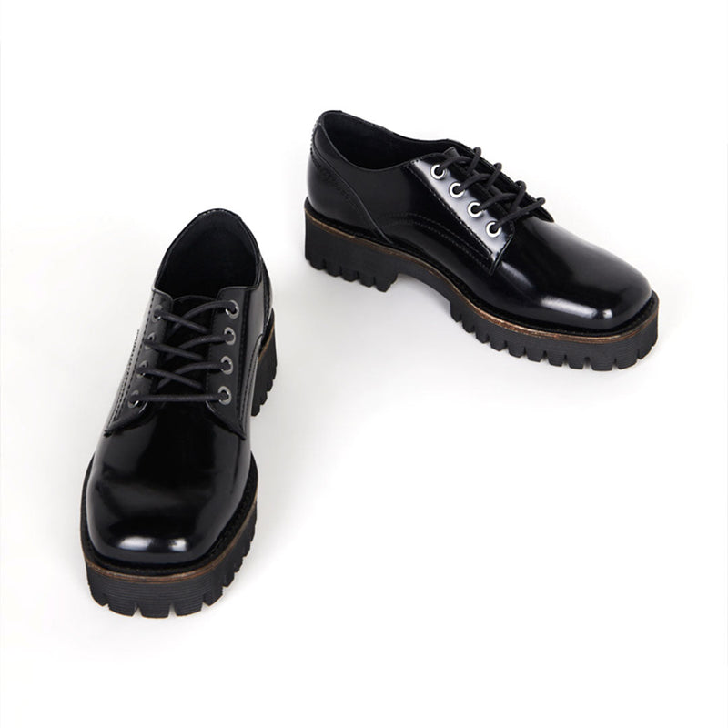 Intentionally Blank Queen Street Oxford Womens Shoes 