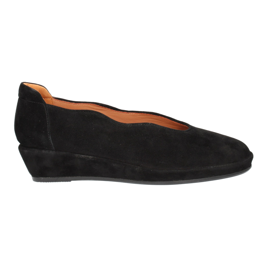 L'Amour Des Pieds Bellara Flat Womens Shoes