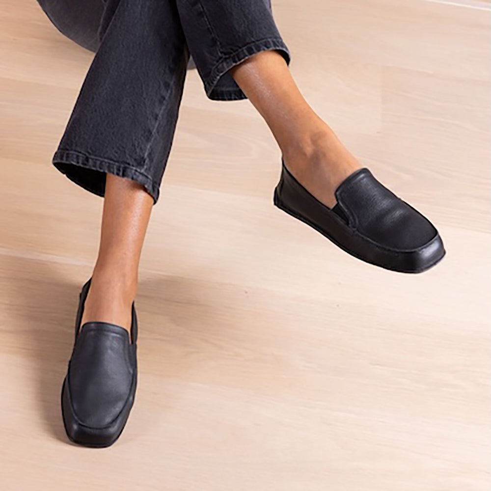 L'Amour Des Pieds Falira