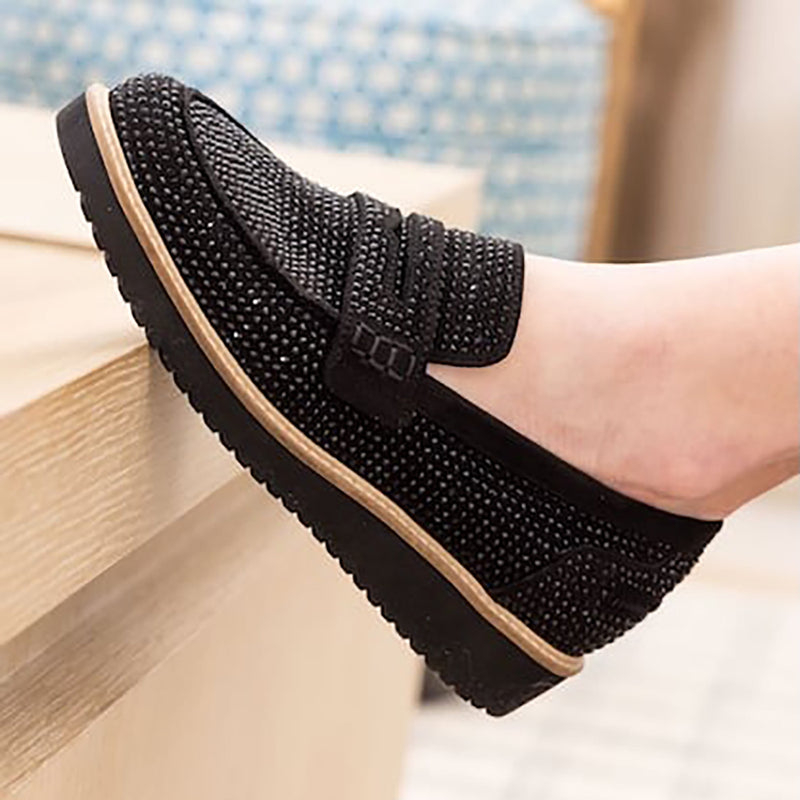 L'Amour Des Pieds Zyra Round Toe Loafer | Simons Shoes