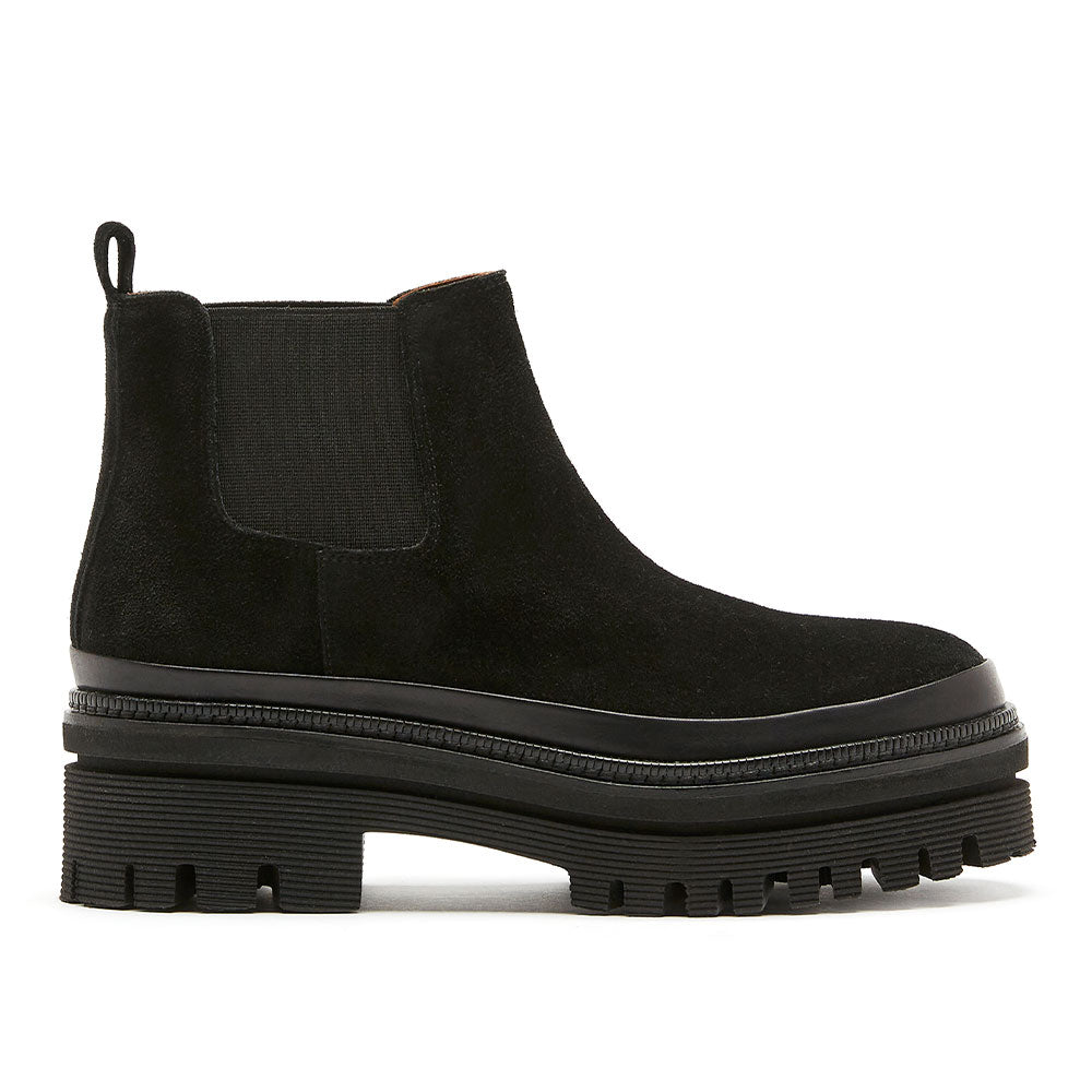 La Canadienne Yael Chelsea Boot Womens Shoes Black Suede