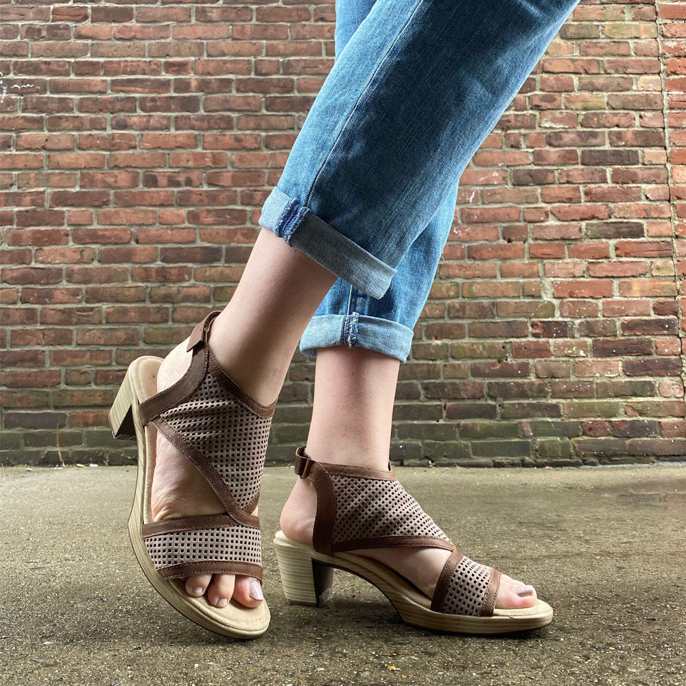 Naot Destiny Womens Shoes