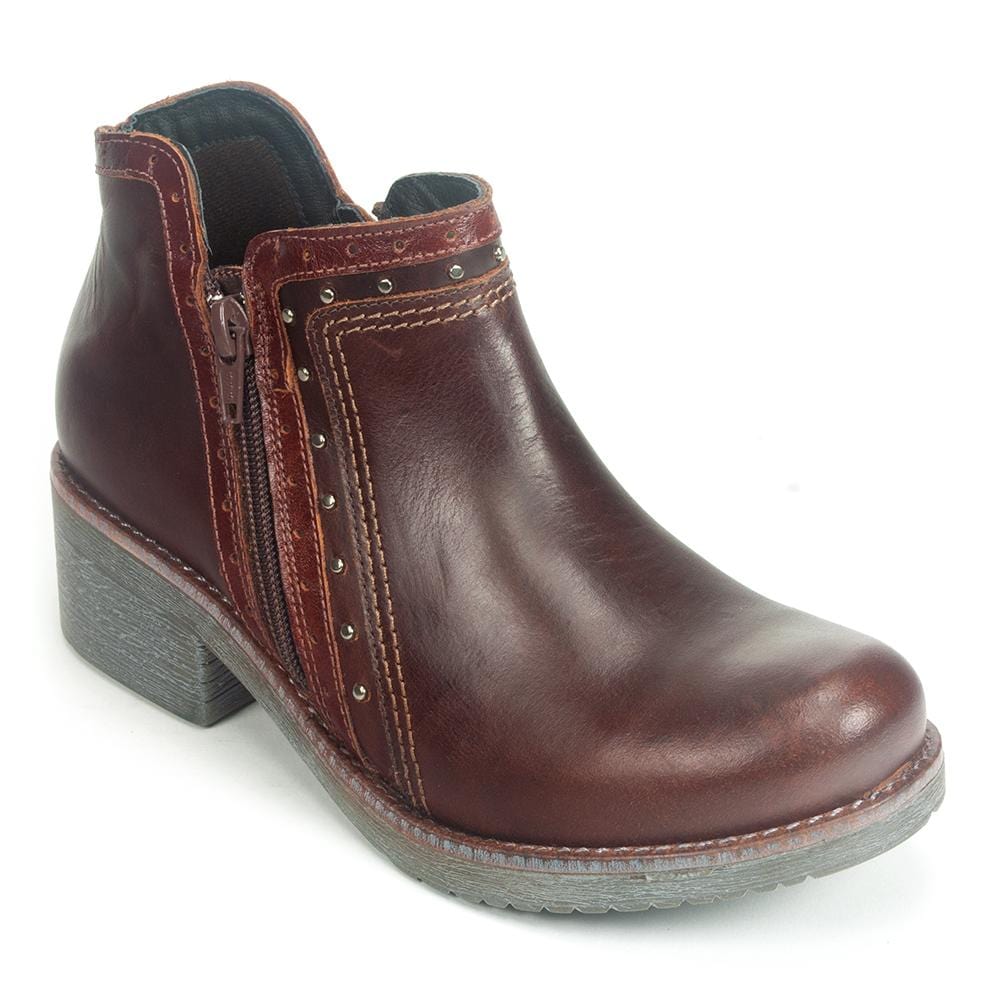 Naot Meditate Studded Bootie (17614) Womens Shoes Soft Brown Lthr/Luggage Brown Lthr
