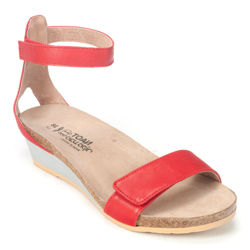 Naot Mermaid Ankle Strap Sandal (5044) Womens Shoes