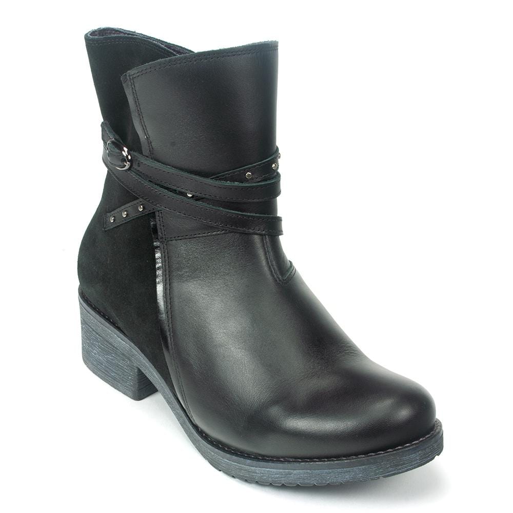 Naot Poet Boot (17605) Womens Shoes Black Raven/Black Suede/Black Madras