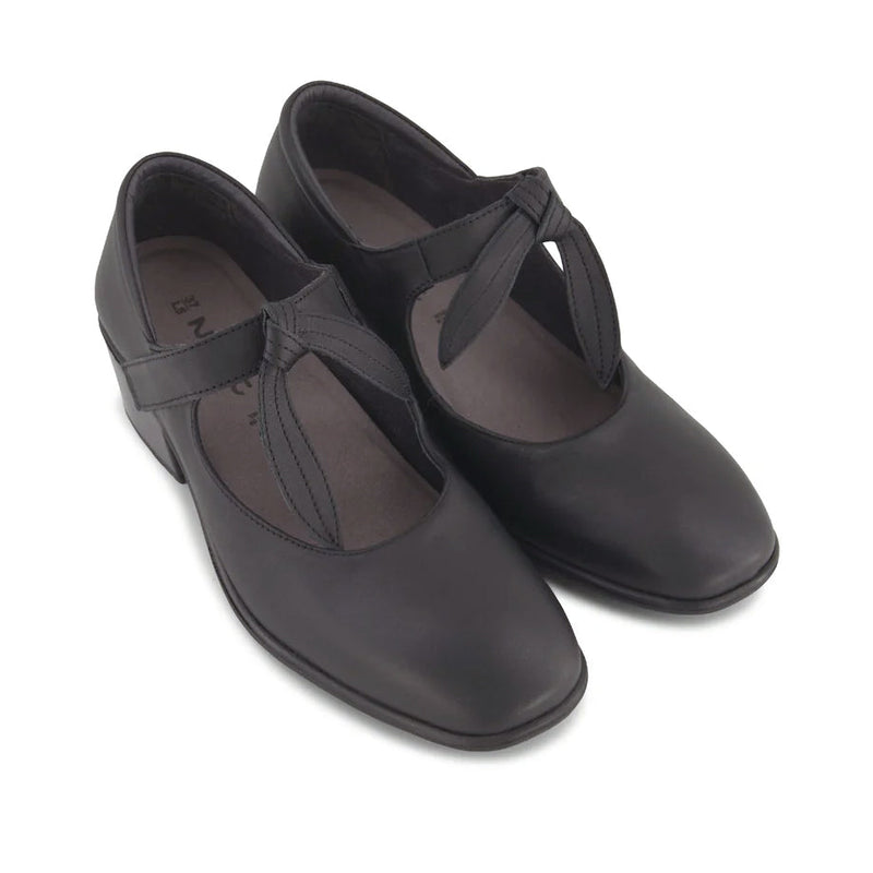 Naot Nobility Womens Shoes 