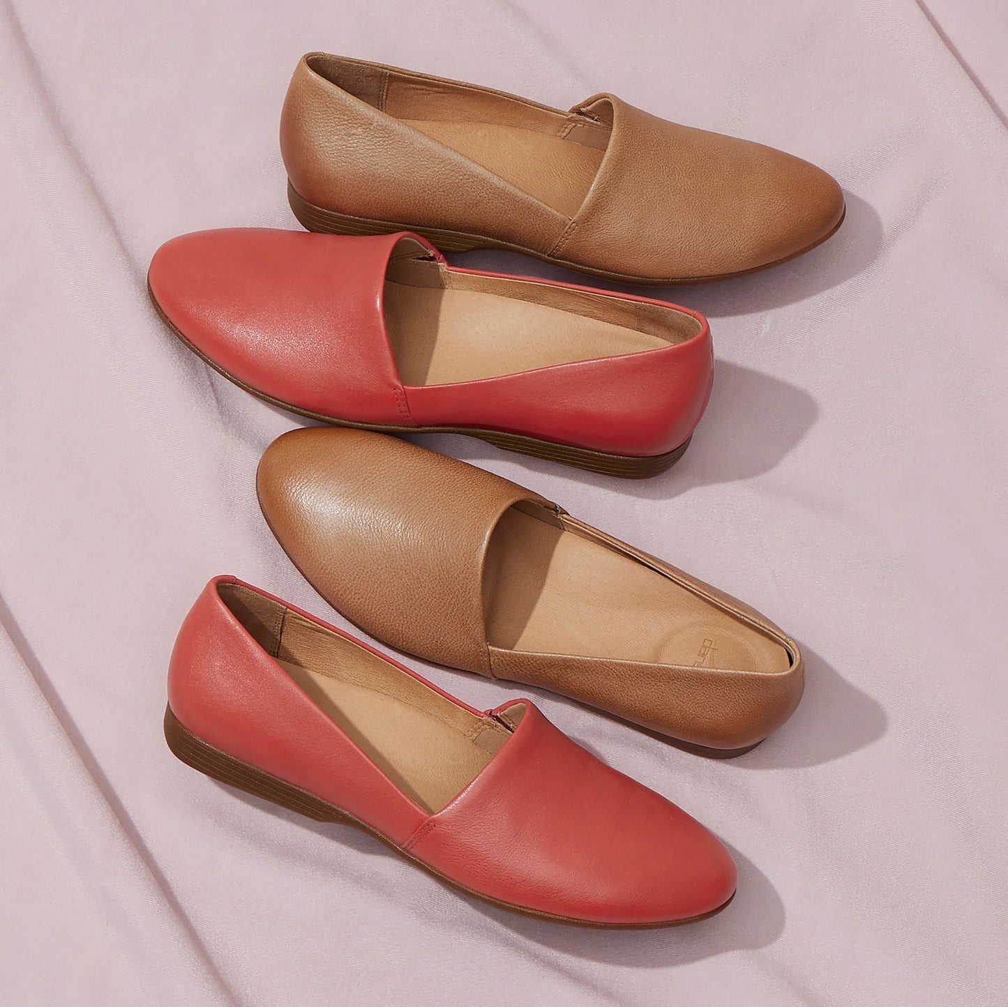 Dansko Larisa Pointed Toe Flat Womens Shoes