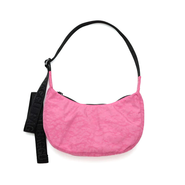Baggu BAGGU Small Nylon Crescent Handbags Azalea Pink
