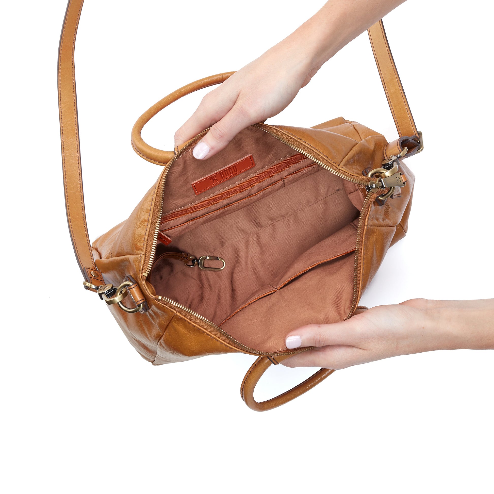 Hobo The Original SHEILA MEDIUM NTRL Handbags 