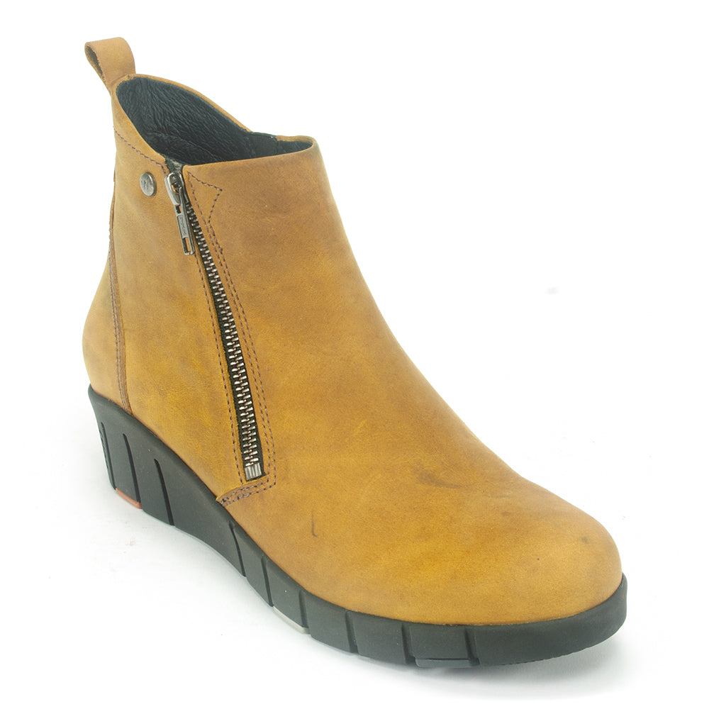 Wolky Phoenix Boot Womens Shoes