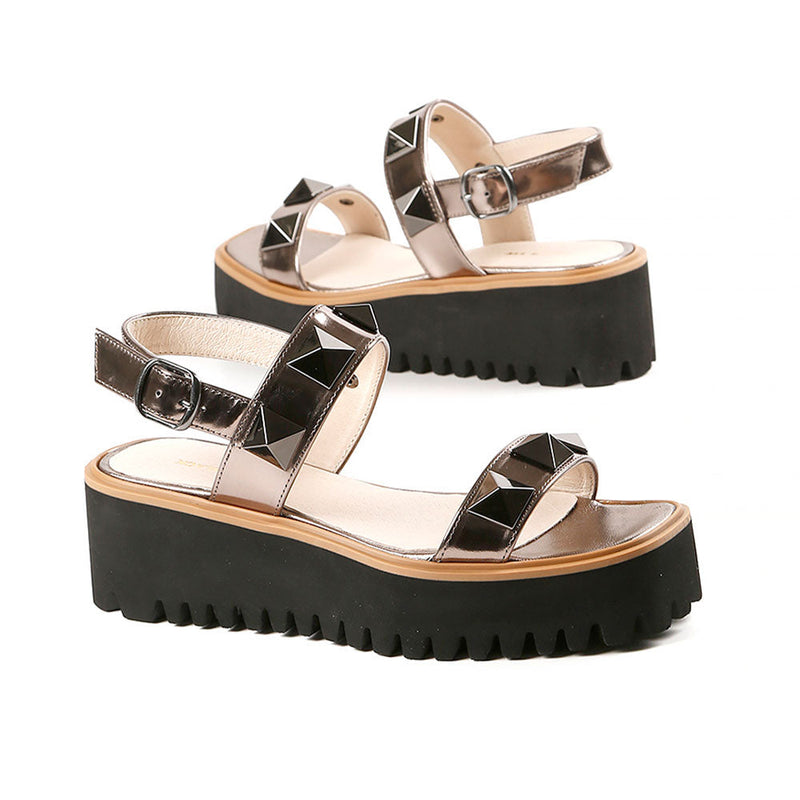 All Black Pyramid Stud Flatform Sandal Womens Shoes 