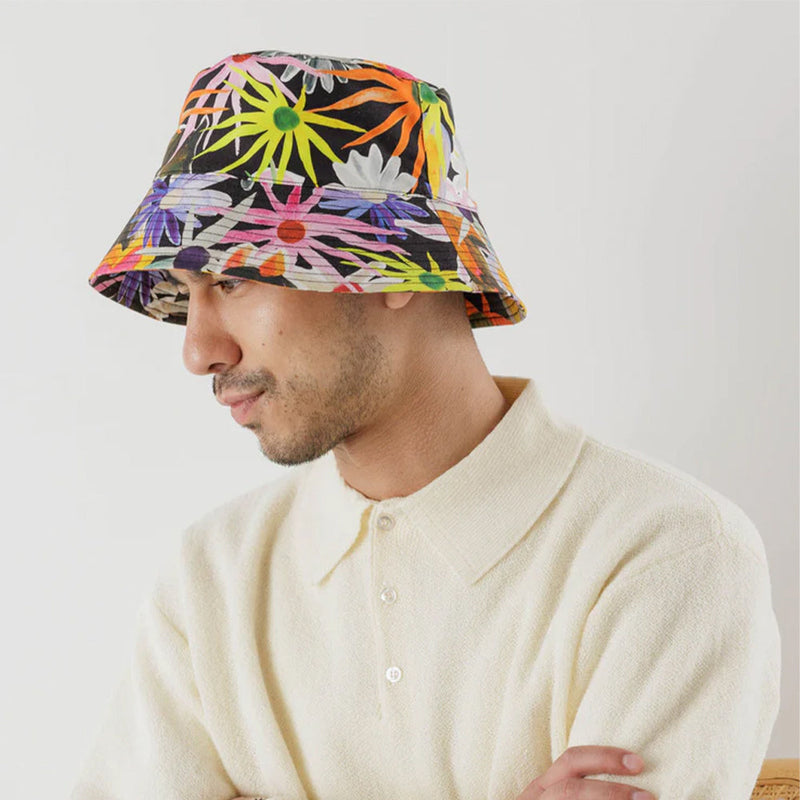baggu Horse Collage Bucket Hat Women's Clothing 