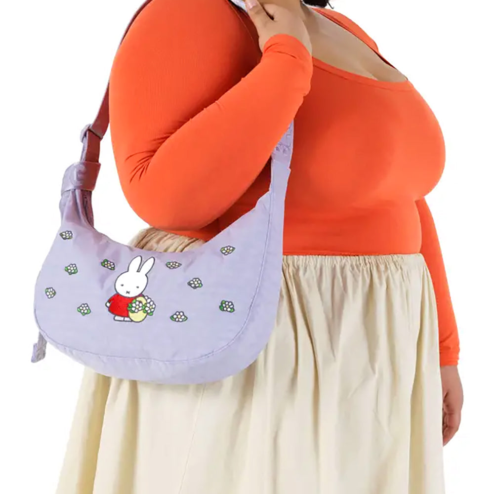 Baggu Medium Nylon Crescent Handbags