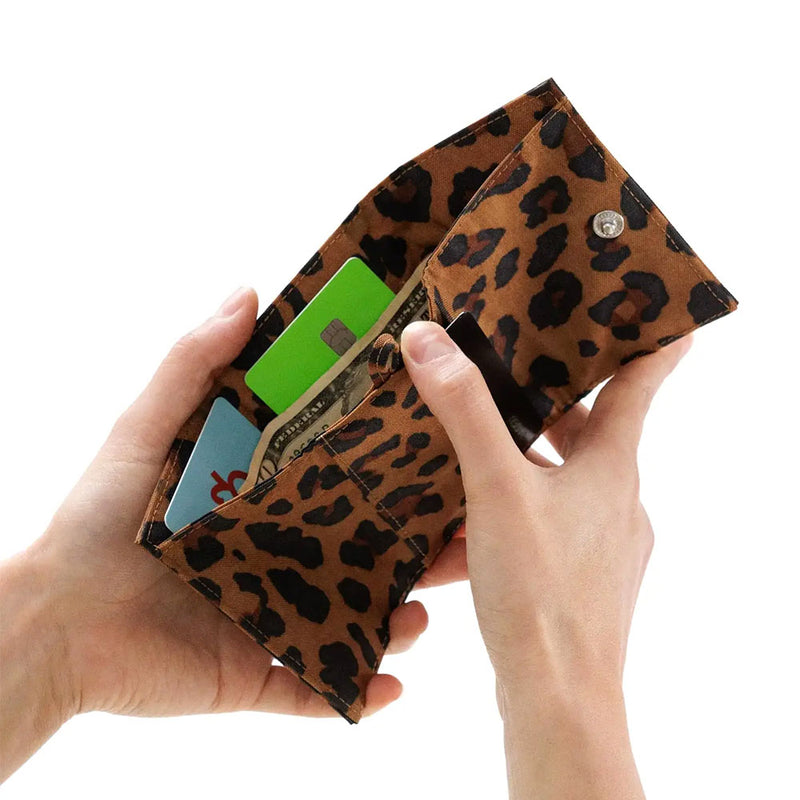 Baggu Snap Wallet Handbags