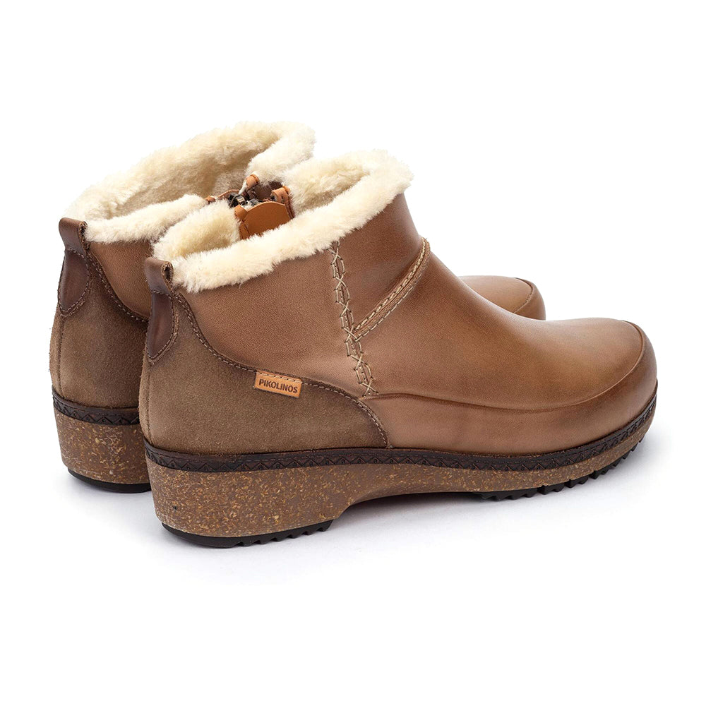 Pikolinos W0W-8827C2 Womens Shoes
