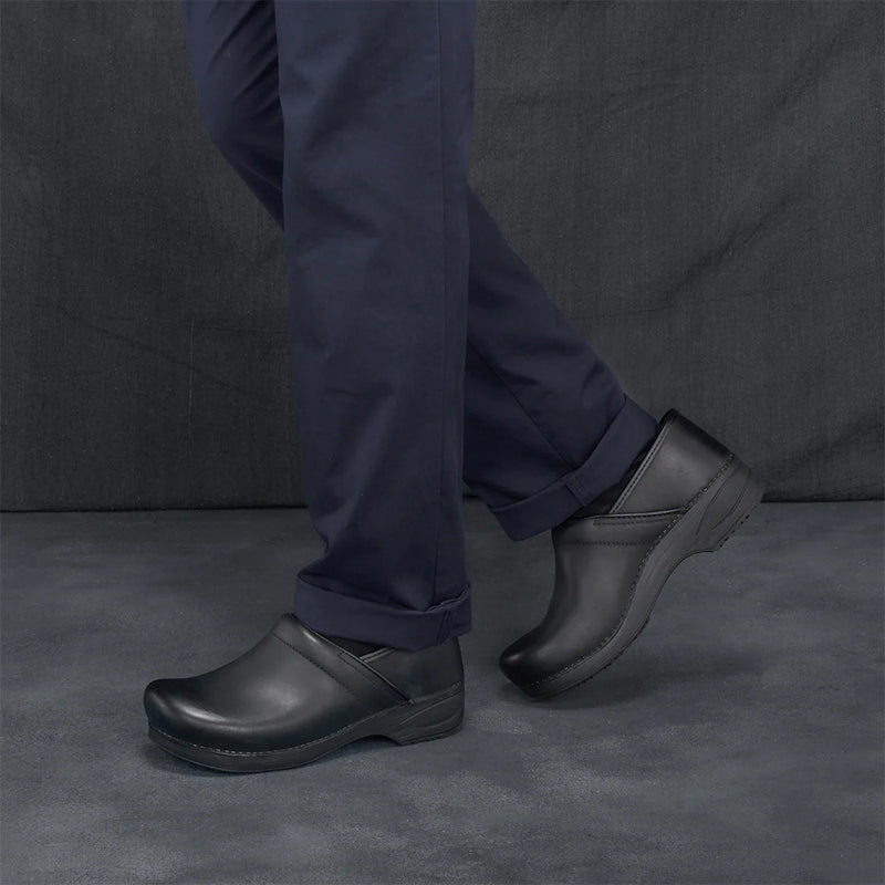 Dansko XP 2.0 Black Nubuck Mens Mens Shoes