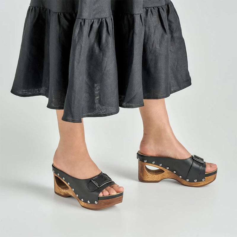 Dansko Adeline Womens Shoes