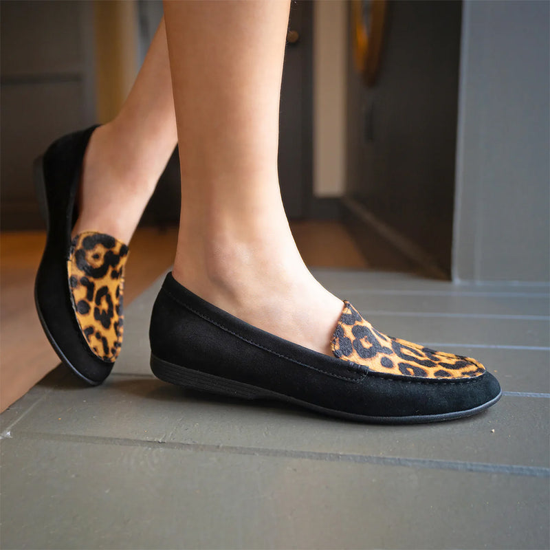 Dansko Lorri Lightweight Breathable Loafer | Simons Shoes