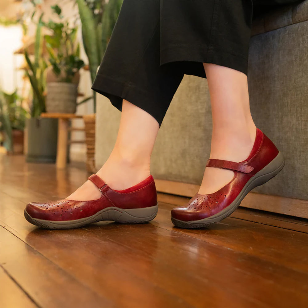 Dansko Stacy Wide Womens Shoes
