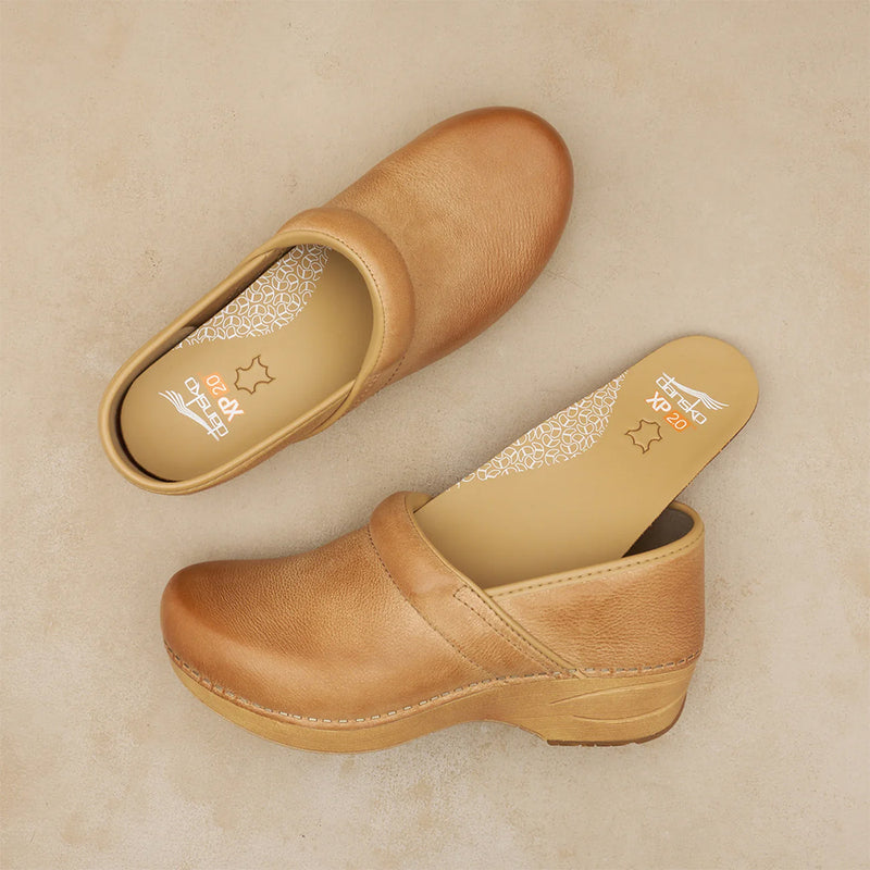 Dansko Wide XP 2.0 Honey Distressed