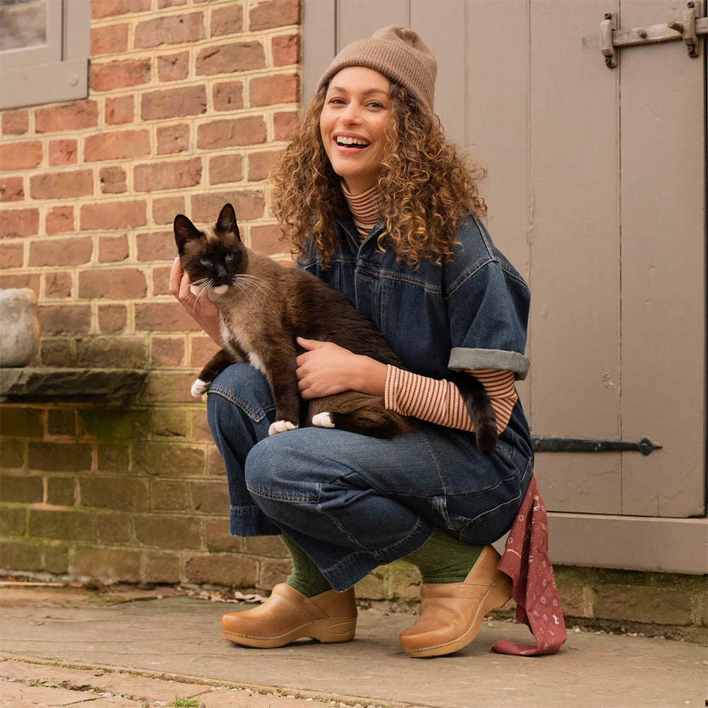 Dansko Wide XP 2.0 Honey Distressed Womens Shoes