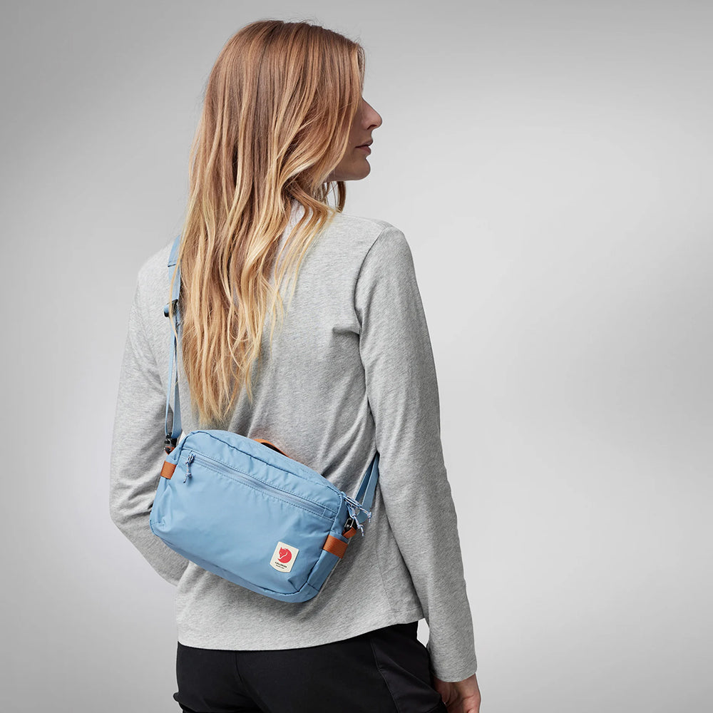 Fjallraven High Coast Crossbody Bag Side Sling Bag for Travel Everyday