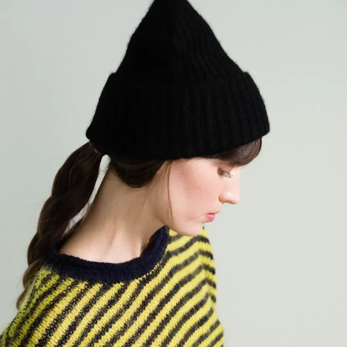 Hansel from Basel Cashmere Ribbed Beanie Black 