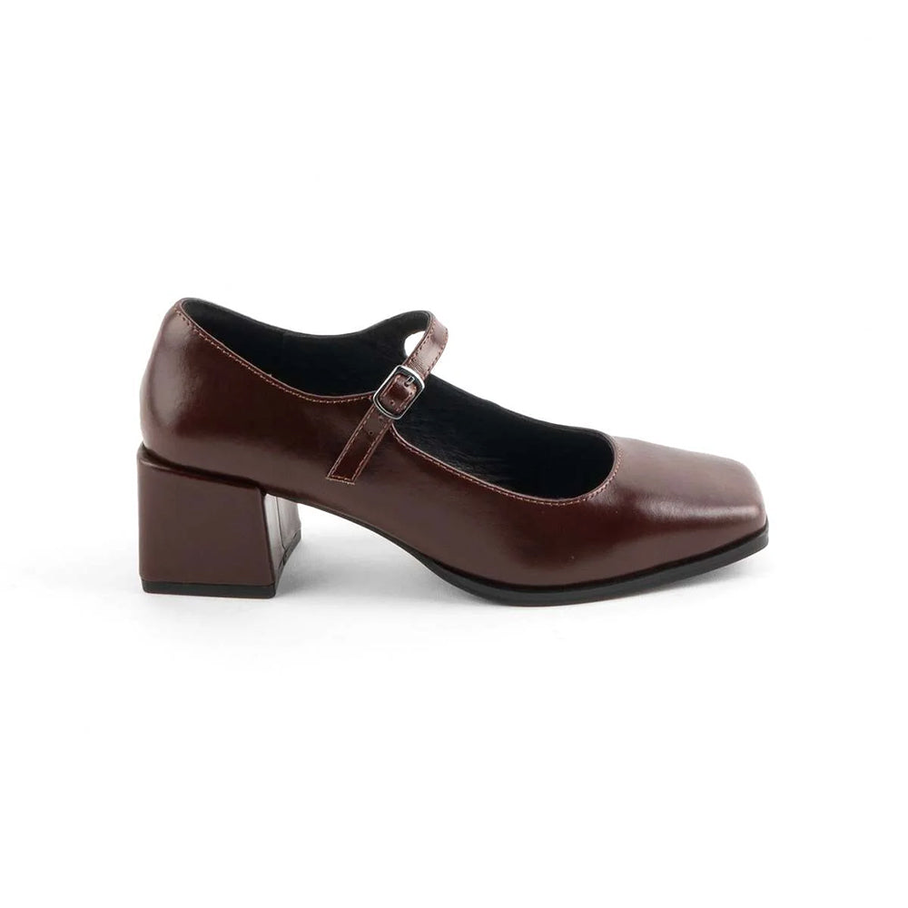 Intentionally Blank Christopher Mary Jane Womens Shoes Maroon