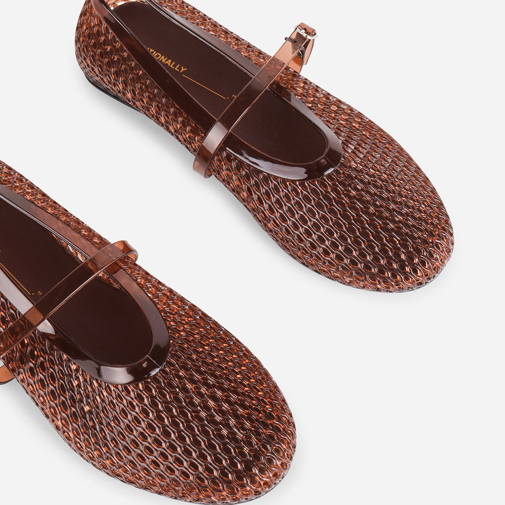 Intentionally Blank Classy Womens Shoes