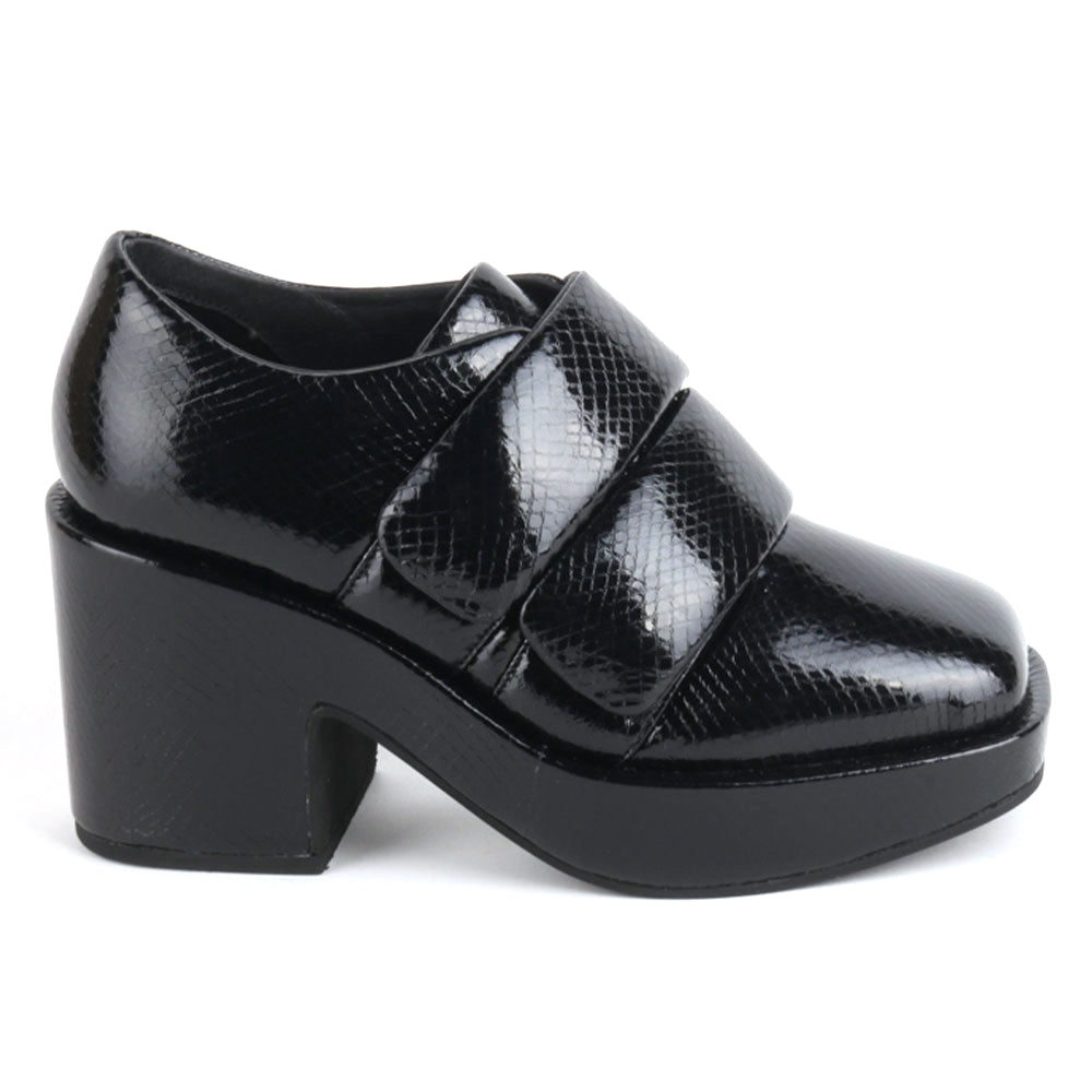 Intentionally Blank Crime Womens Shoes Black