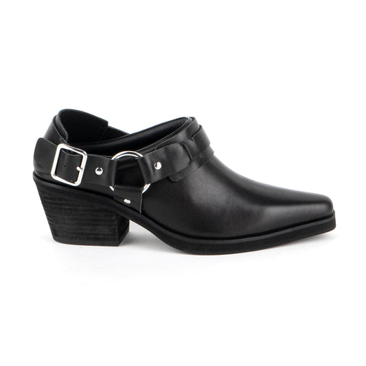 Intentionally Blank Friday Womens Shoes Black