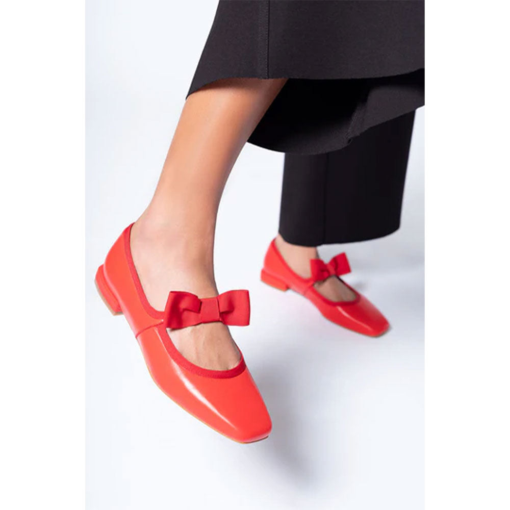 Intentionally Blank London Womens Shoes 