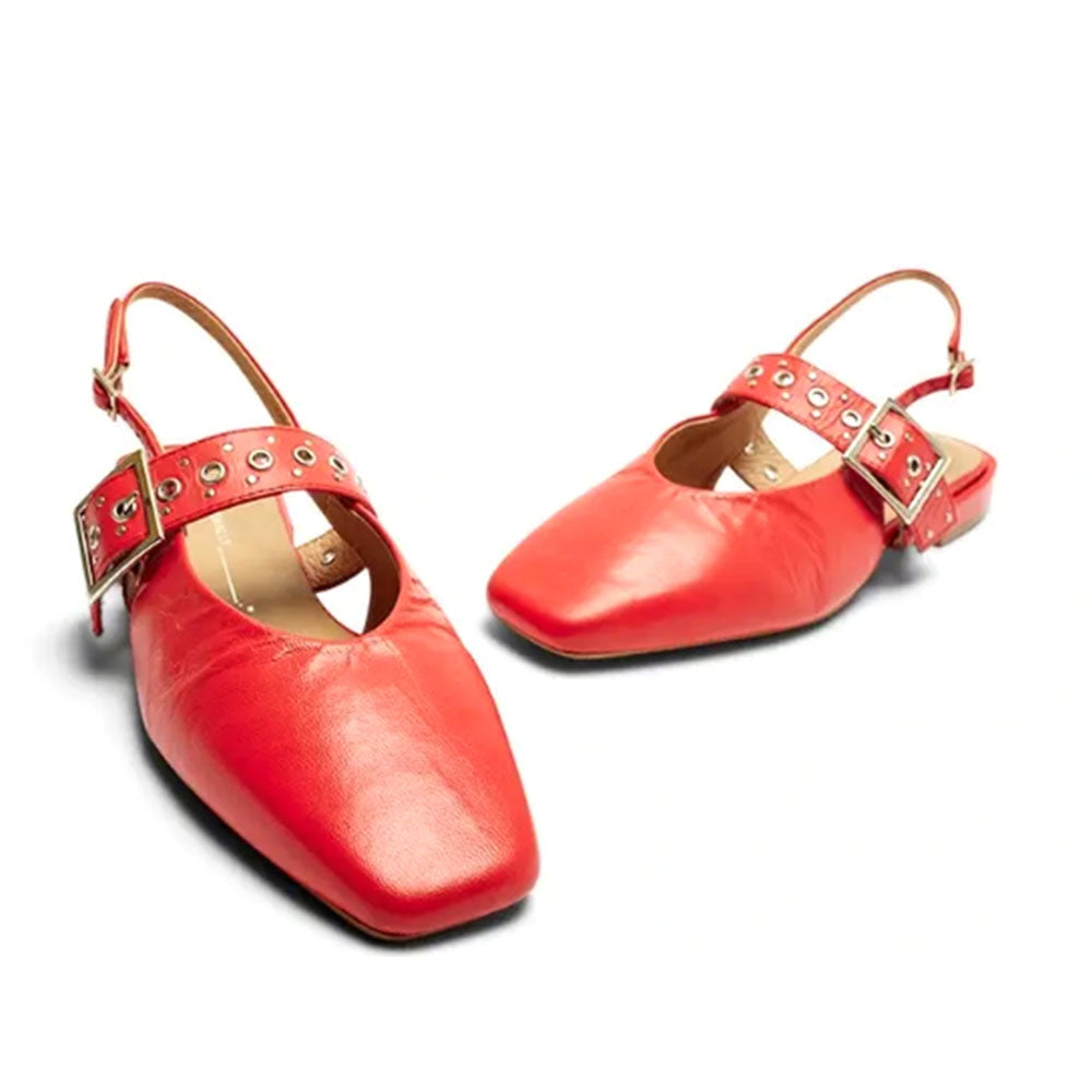 Intentionally Blank Pearl Womens Shoes Cherry