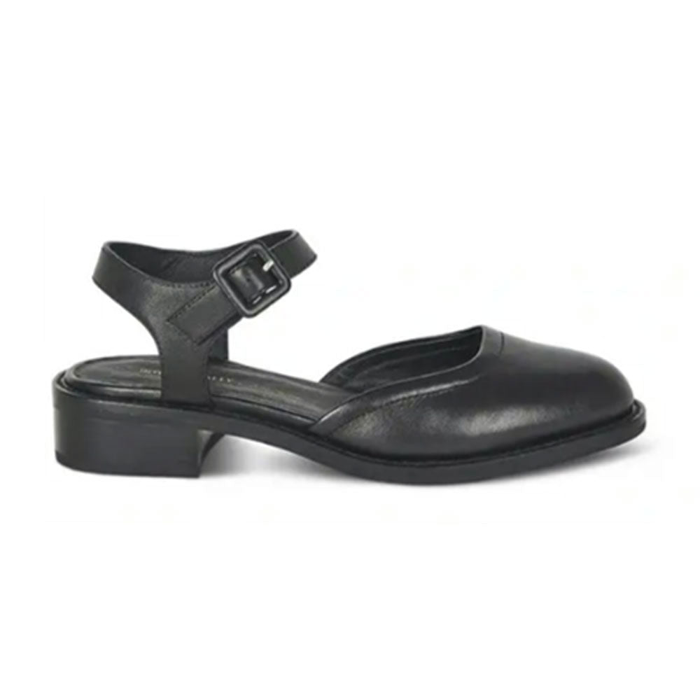 Intentionally Blank Super Womens Shoes Black