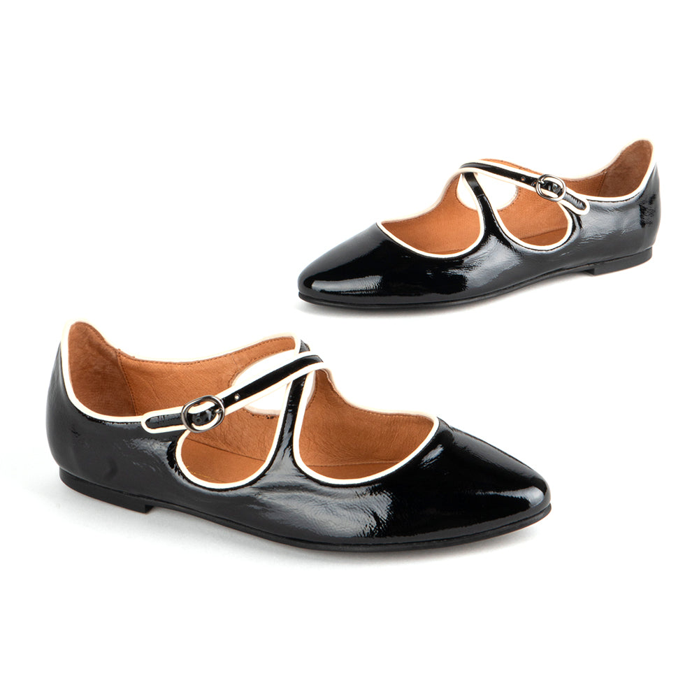 Intentionally Blank Vandam Strappy Leather Mary Jane | Simons Shoes