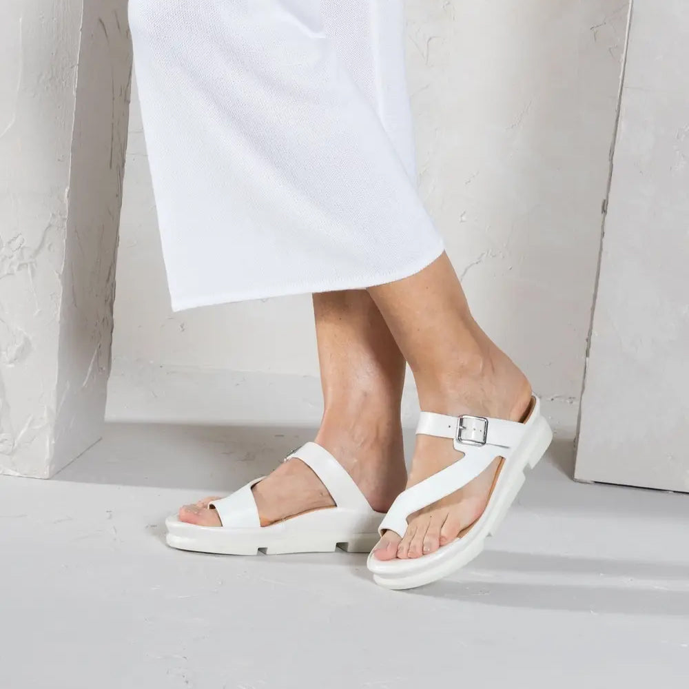 L'Amour Des Pieds Alanza Womens Shoes