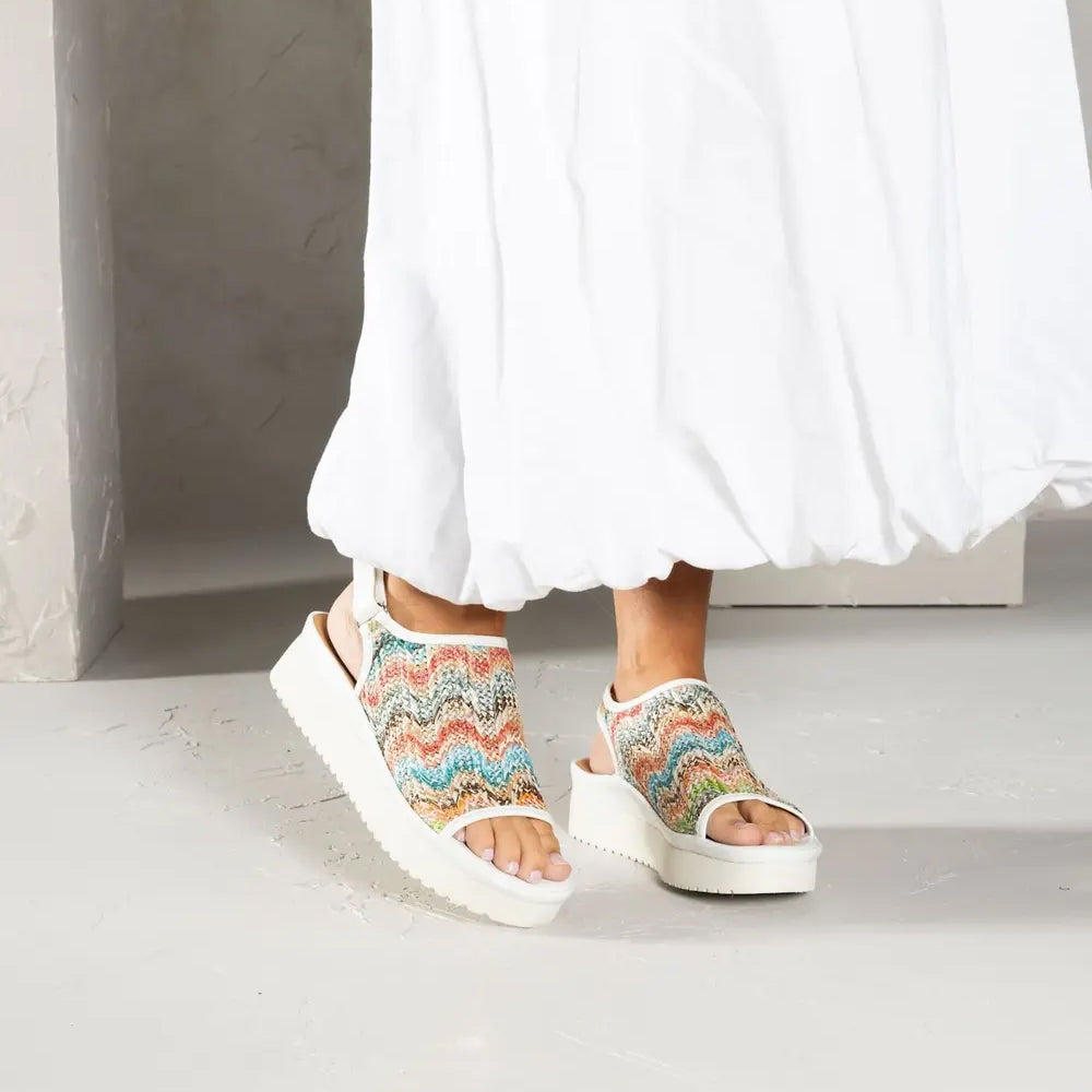 L'Amour Des Pieds Ashwin Womens Shoes