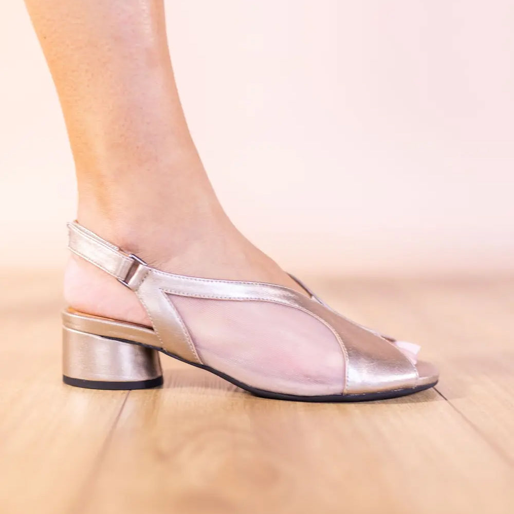L'Amour Des Pieds Estefana Womens Shoes