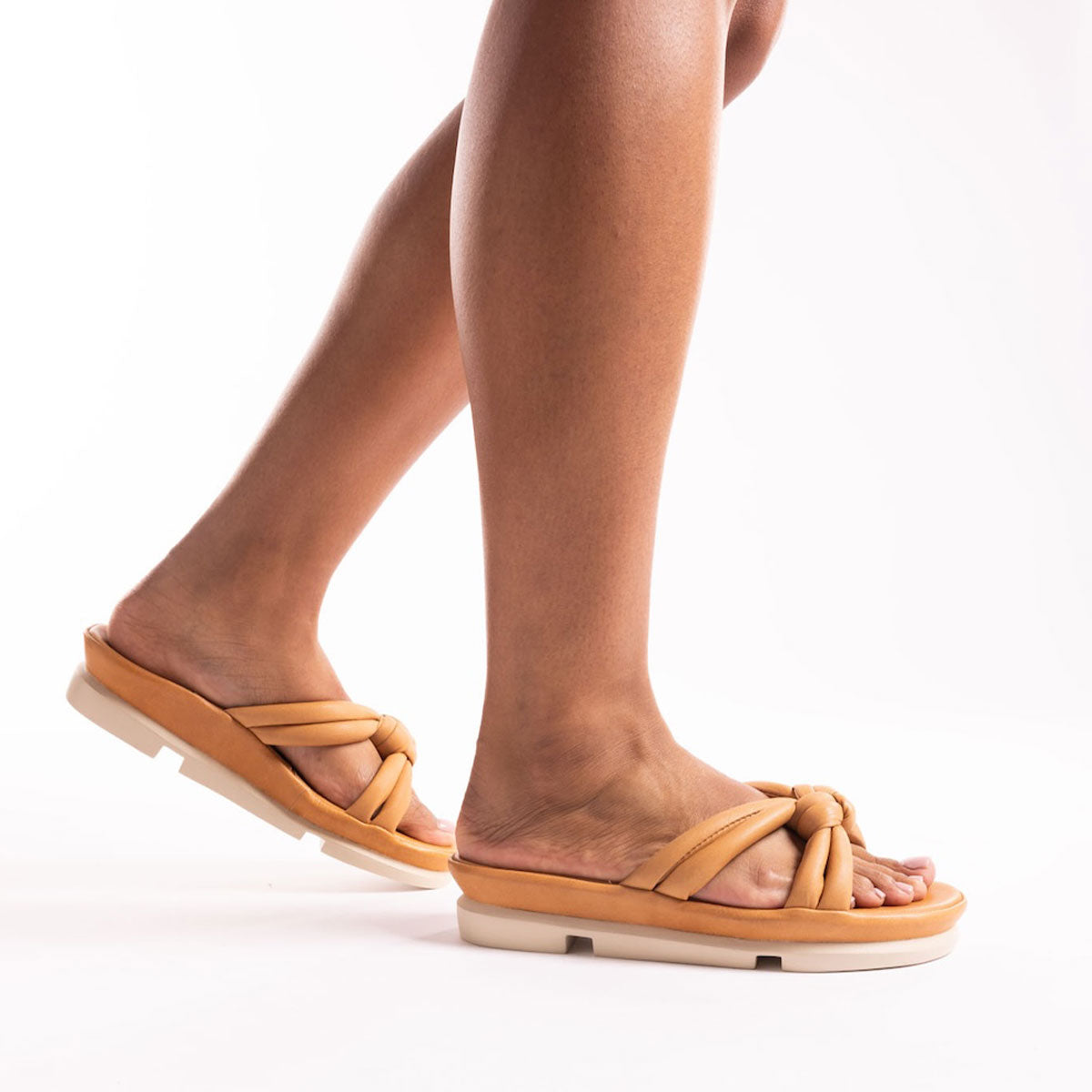 L'Amour Des Pieds Veda Womens Shoes