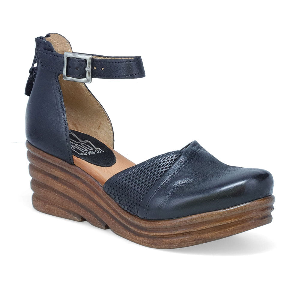 Miz Mooz Acadia Wedge Sandal Womens Shoes Black