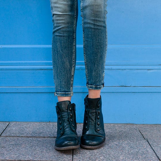 Miz Mooz Louise Boot Womens Shoes 